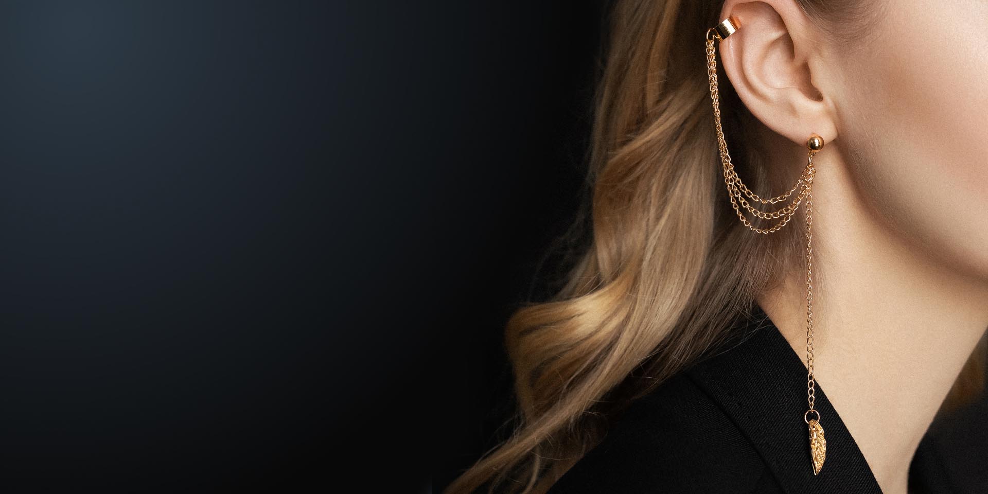 Close-up jewelry photography highlighting craftsmanship and material details 34