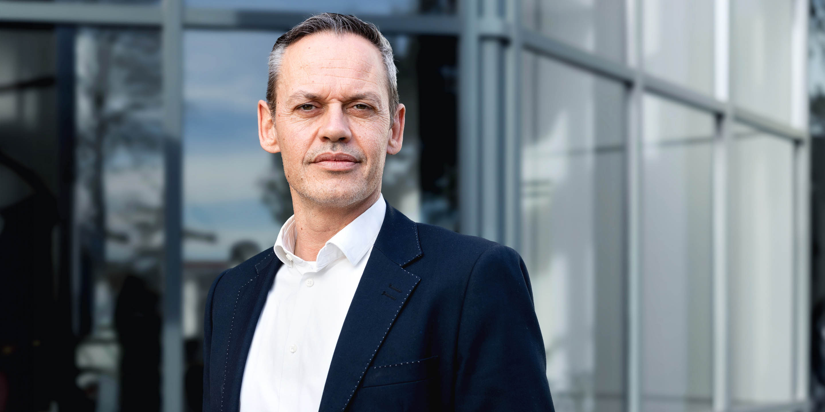 Professional corporate headshot of a company sales team member in Eindhoven 1