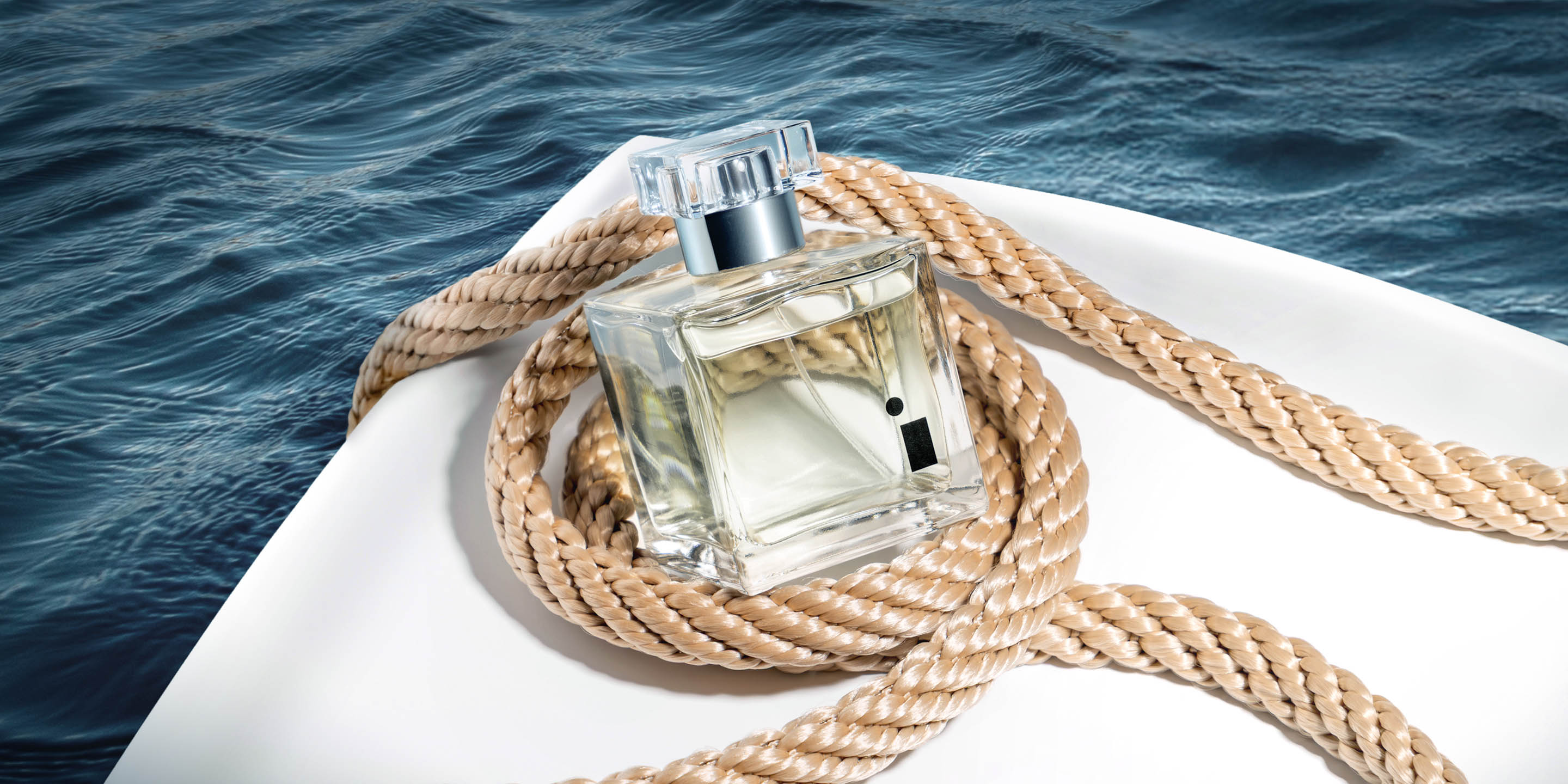 Illuminum London fragrance bottle with floral ingredient composition 19