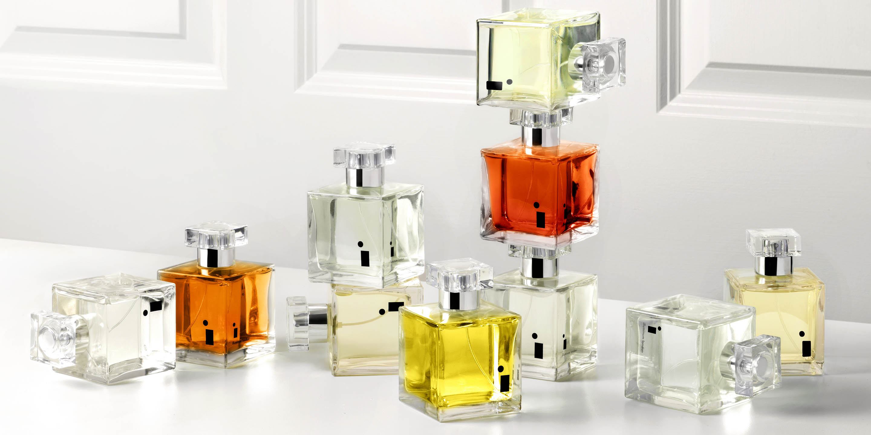 Illuminum London perfume bottle packshot on a clean background 2