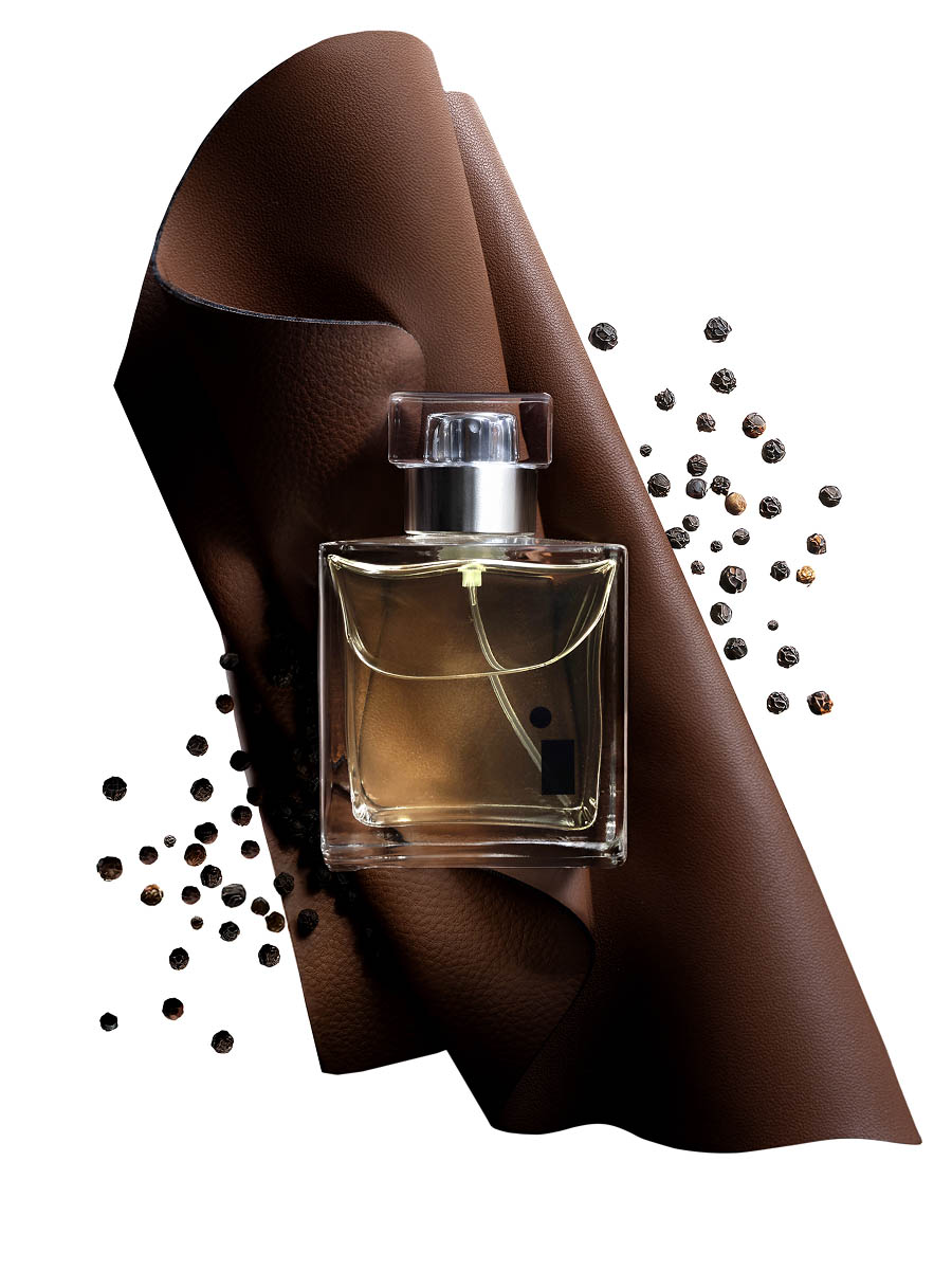 Ingredient-led product image for an Illuminum London fragrance 10
