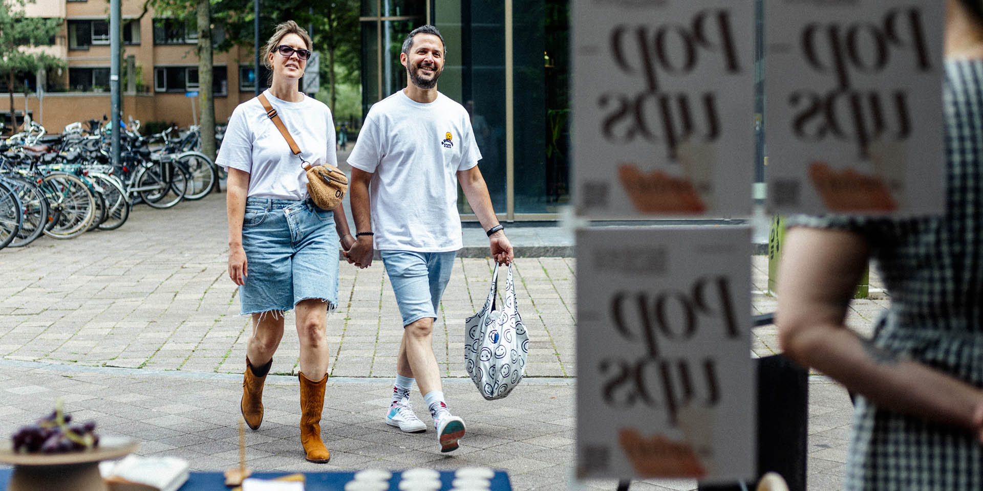 Documentary photography of a design and craft pop-up event 19