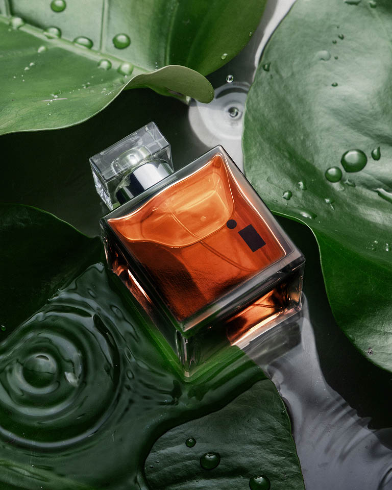 vertical perfume campaign image for social media advertising 8